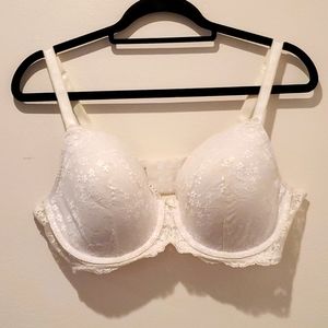 NWOT๐ Victoria Secret Angels Bra